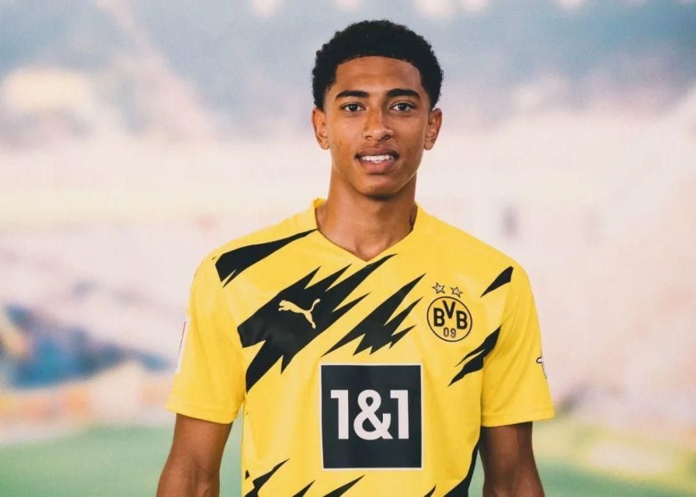 KD：乔丹等传奇为我们树立了标准，我只是努力达到那个标准（杜兰特：乔丹等传奇定下标杆，我只是尽力去接近）