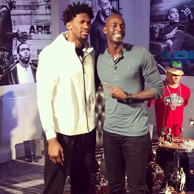 德拉富恩特：西班牙有很多优秀的门将，现在无法预料会征召谁（德拉富恩特：西班牙门将人才济济，谁会入选尚难预料）