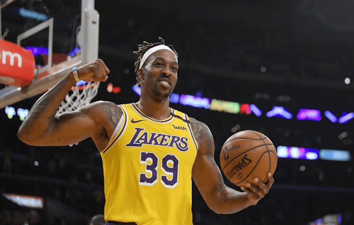 拜仁再度横扫对手，领先德甲积分榜（拜仁再次狂胜，继续领跑德甲积分榜）