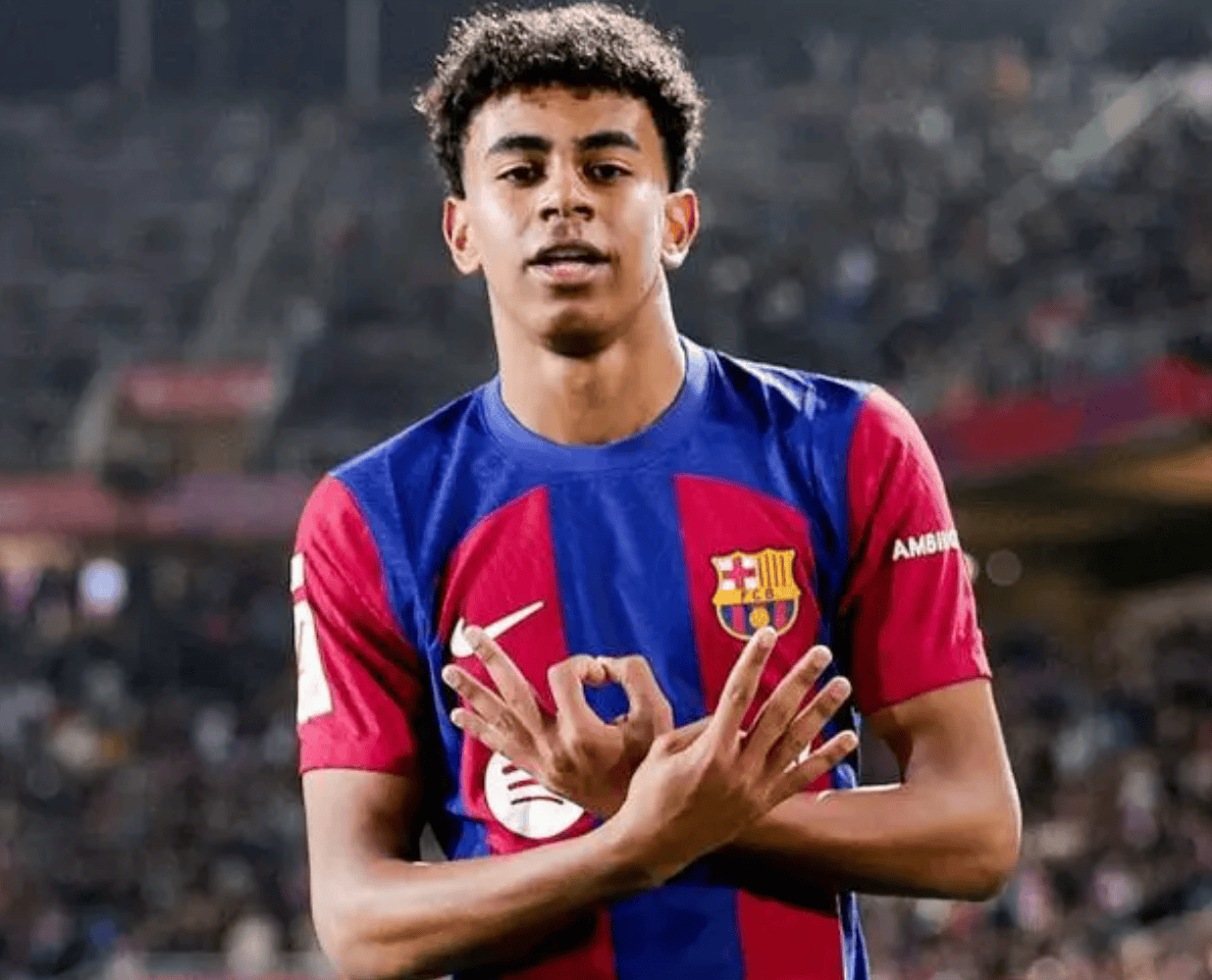 媒体人：中国女足有必要请洋帅吗，面上是孙雯管，实际是谁？（媒体人：女足是否该引进外籍主帅？表面由孙雯主抓，背后实际拍板者是谁？）